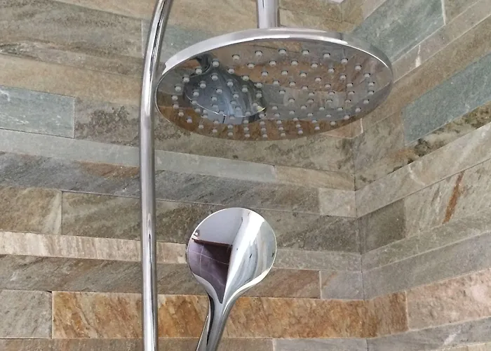 Le Landemer מלון