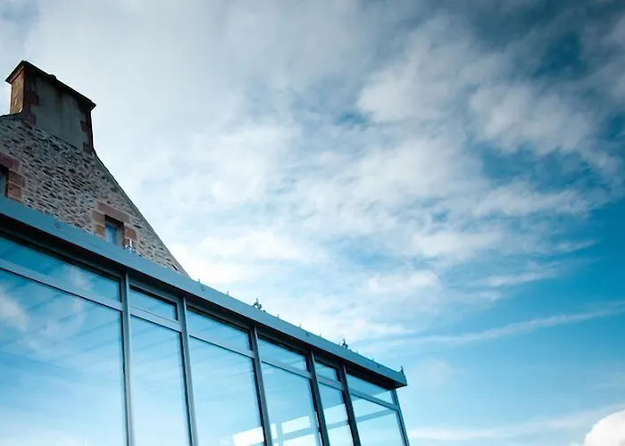 Le Landemer מלון